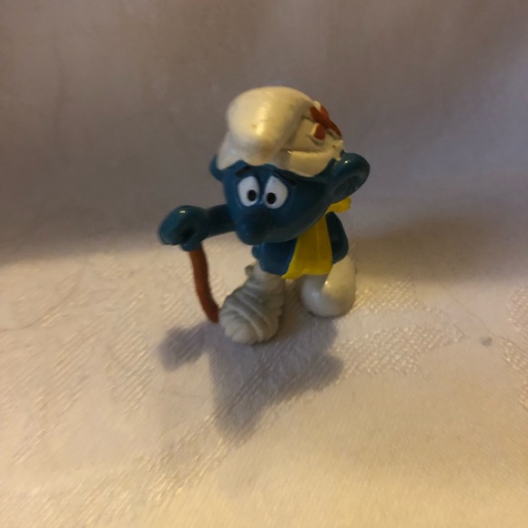 The Smurfs - Peyo Bully Germany - 20097  Vintage Wounded Smurf Rare - Picture 9 of 10